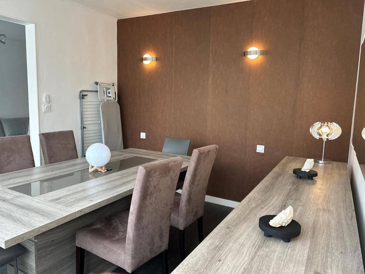 Appartement entier, L'Olivier de Lily in Voiron, Isère