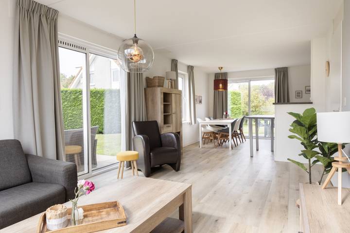 Ferienhaus für 6 Personen, mit Balkon/Terrasse und Terrasse in Scharendijke - 2