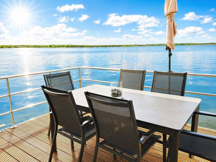 Ferienhaus für 5 Personen, mit Terrasse und Seeblick sowie Ausblick in Vetschau - 3