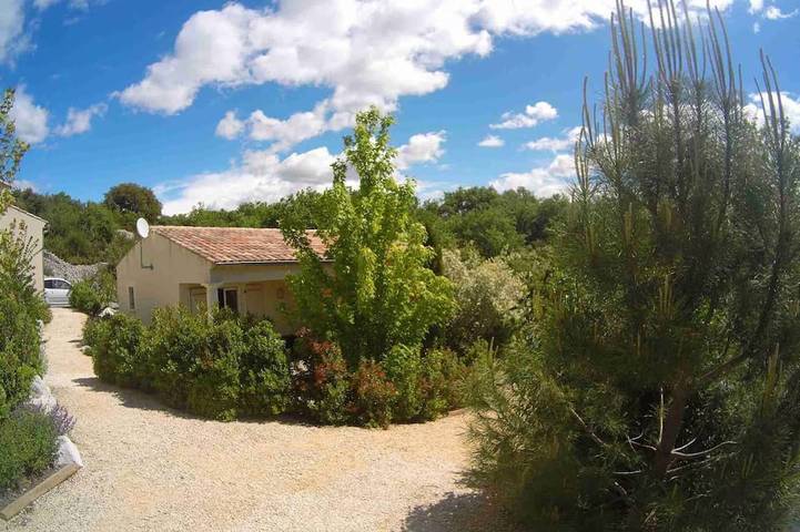 Bed and Breakfast Camélia, Le Mas de Molines in Vogüé, Ardèche