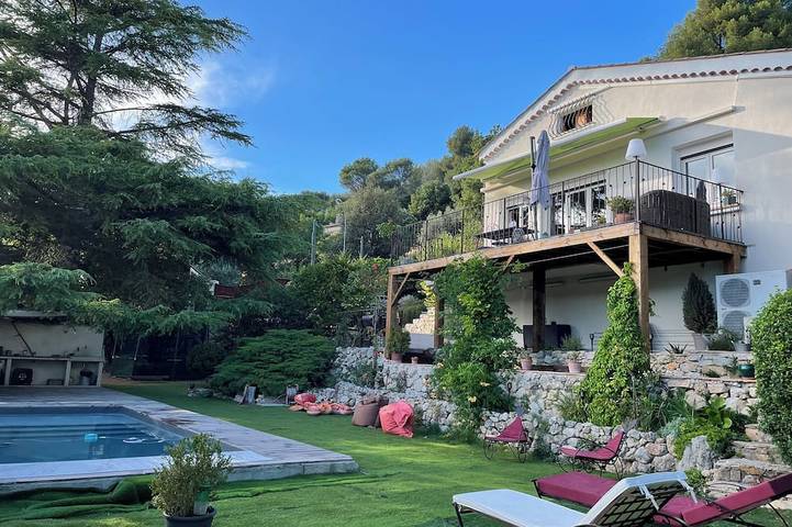 Location de vacances pour 6 personnes à Peypin