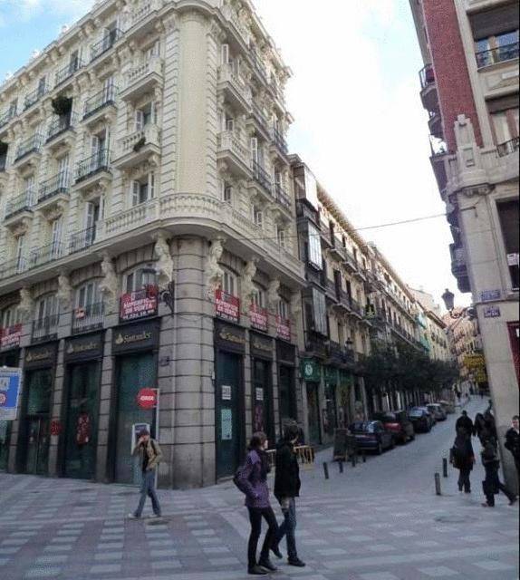 Quadruple Room with Private Bathroom in Centro (Madrid), Madrid