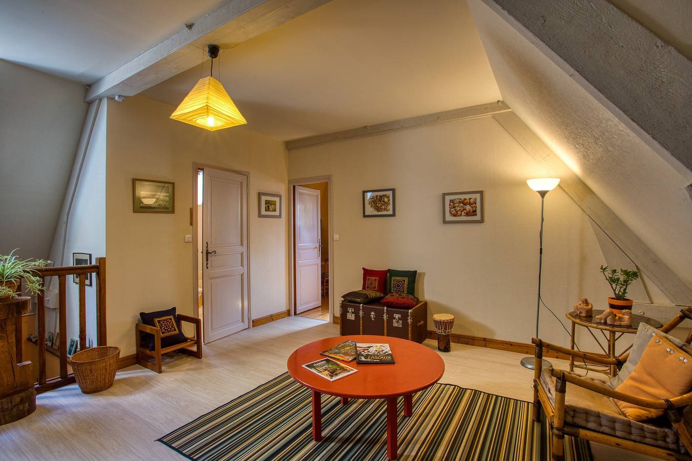 Zwembad, Parkeren, Airco, Wifi, Ontbijt, 4 ha tuin, Gastheren spreken Engels, foto 13