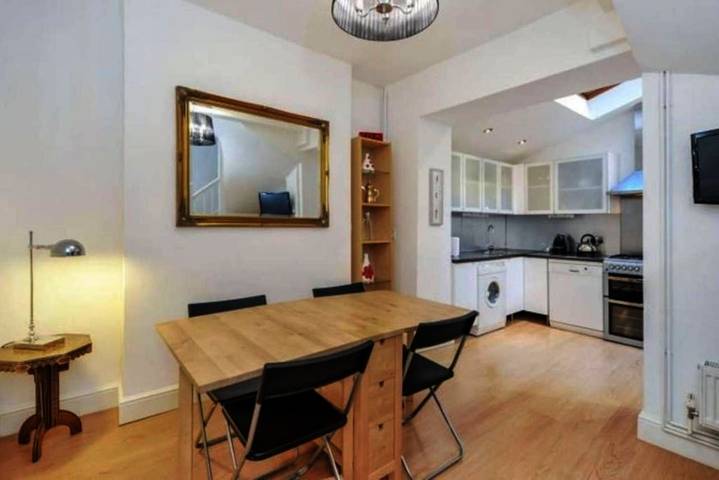 Villa for 5 people in Bristol