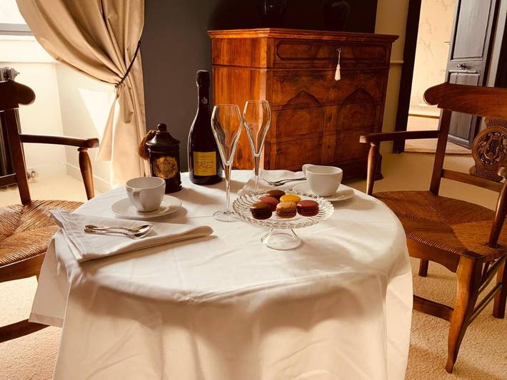 Chambre d’hôte pour 2 personnes, avec vue ainsi que jardin et terrasse à Sainte-Soulle - 2