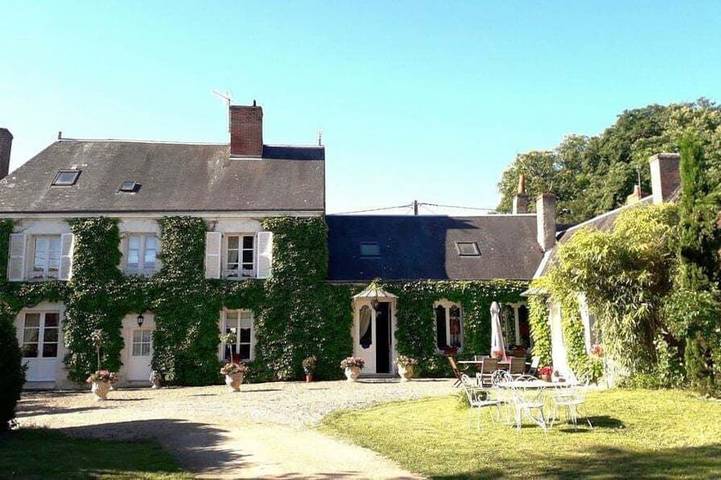 Location de vacances pour 10 personnes, avec Terrasse et Jardin à Francueil