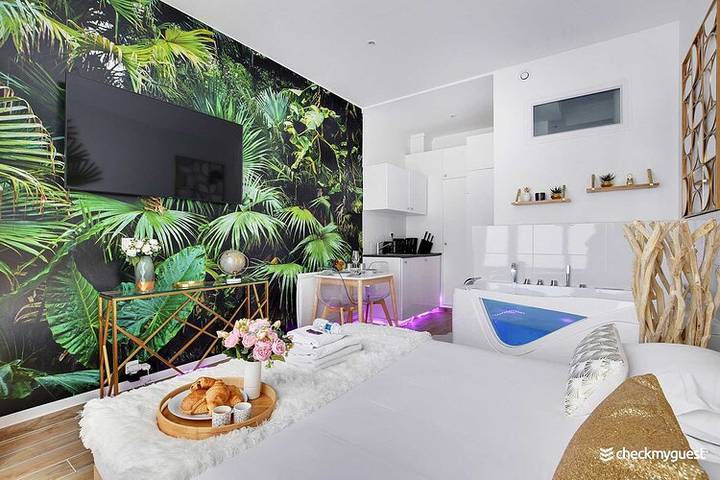 Location de vacances pour 2 personnes, avec Jacuzzi dans Île de France