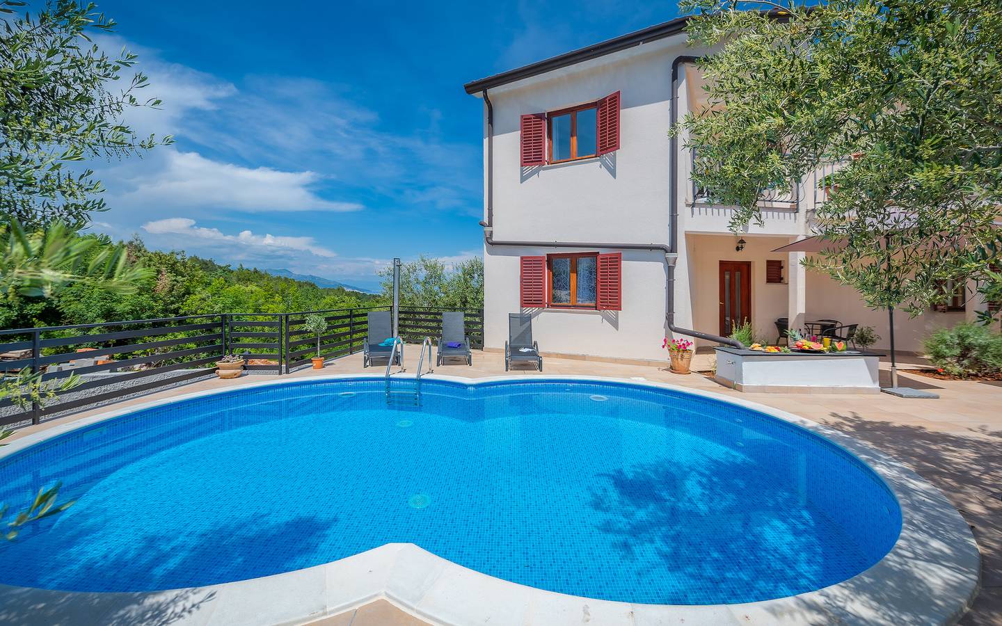 Geheel appartement, Vakantieappartement voor 3 personen met sauna in Drenje, Oostkust Istrië