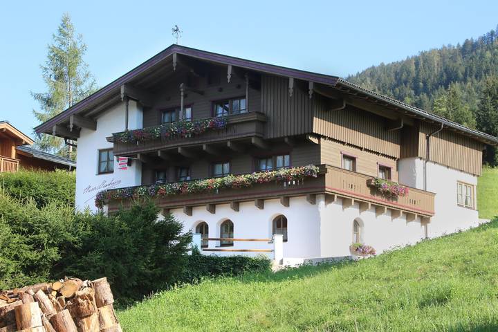 Apartamento vacacional entero, Appartement/Og, Toilette und Bad/Dusche getrennt in Maria Alm am Steinernen Meer, Maria Alm