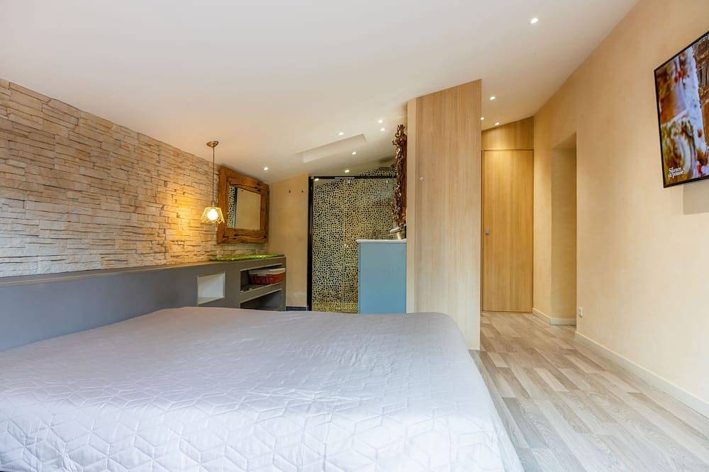 Luxury Villa Angouleme in Puymoyen, Charente