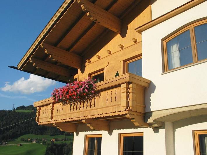 Ferienwohnung für 7 Personen, mit Balkon und Terrasse sowie Garten und Ausblick in Hainzenberg - 4