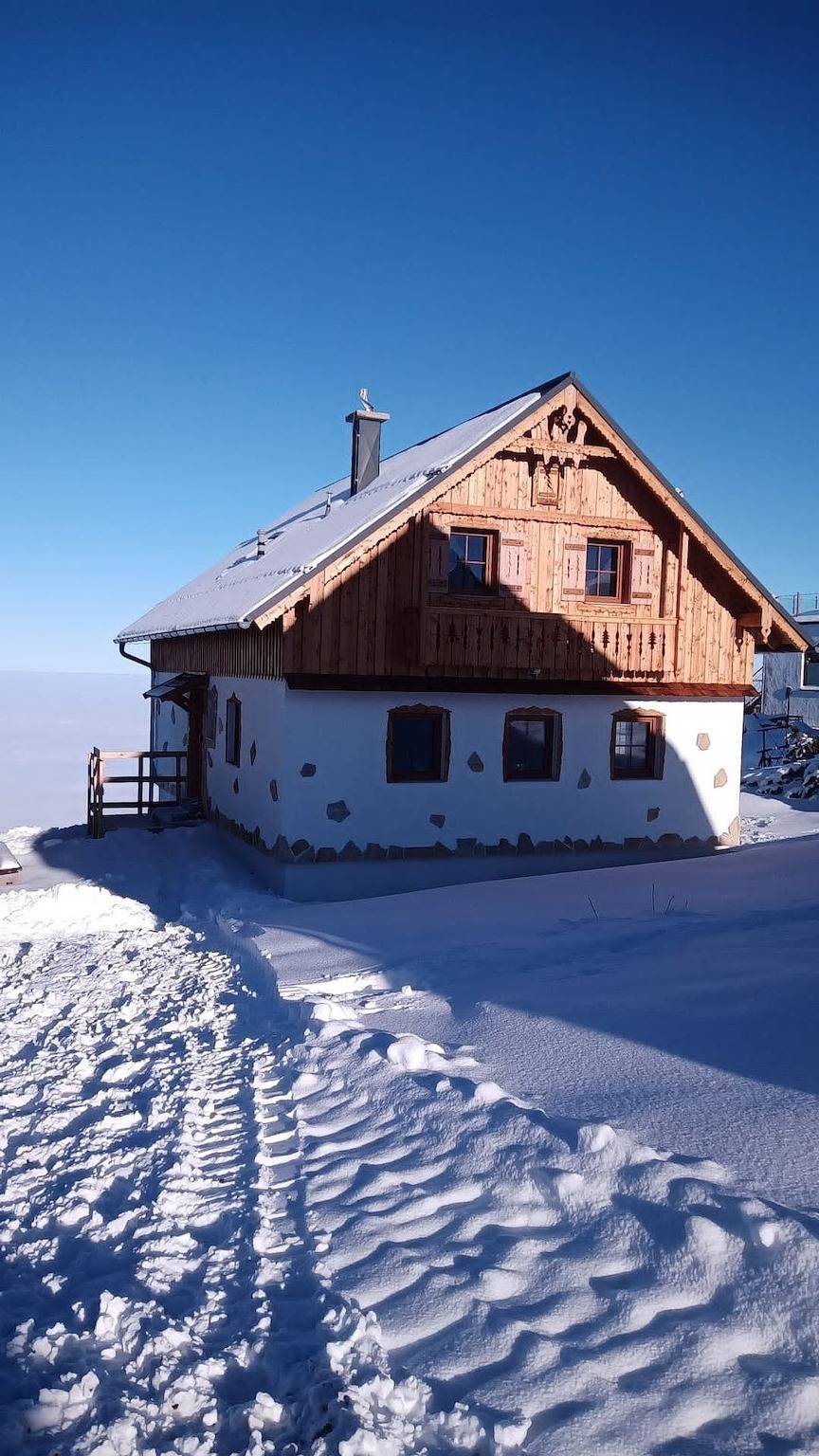 Erlakogelhütte am Feuerkogel in Ebensee, Bezirk Gmunden