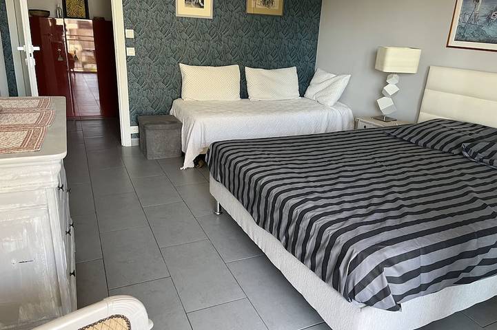 Appartamento intero, Promo Del 10% Sul Mese Ott Nov - Large 2 camere nove in centro, tranquillo in Mentone, Costa mediterranea (Francia)
