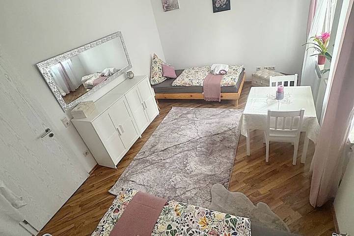 Ferienwohnung für 7 Personen, mit Terrasse in Göppingen - 4