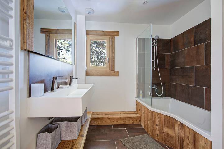 Casa Rural para 10 personas con jardín in Formiguères, Parque Natural Regional de los Pirineos Catalanes