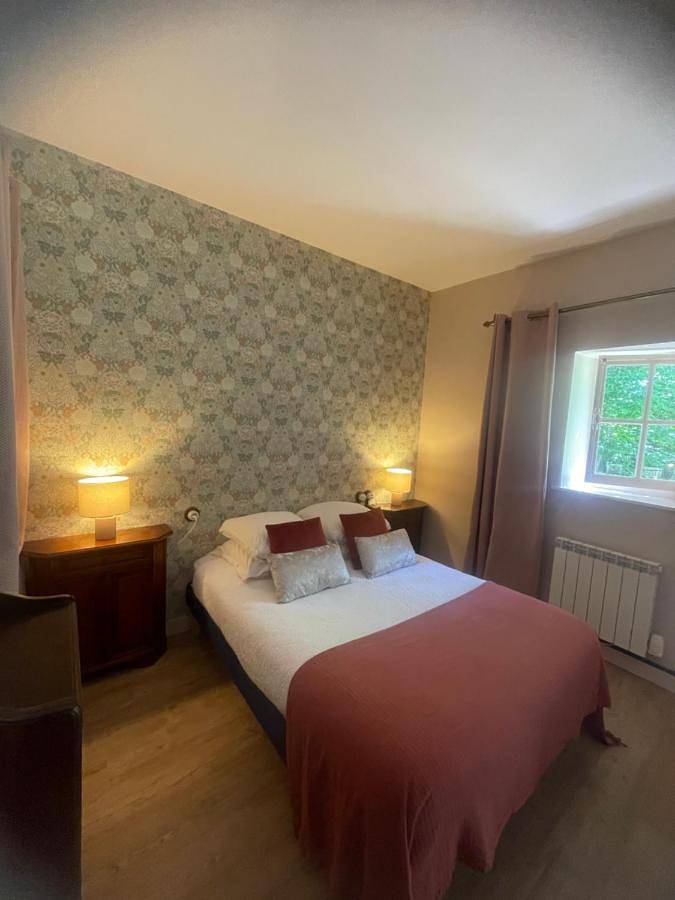 Hôtel pour 2 personnes, avec jardin ainsi que piscine et terrasse à Minihy-Tréguier - 2