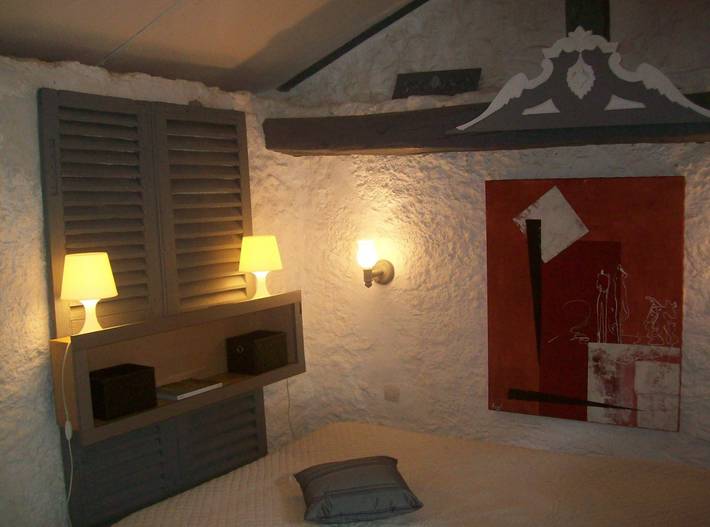 Gîte pour 2 personnes, avec jardin et piscine à Saint-Léon-sur-Vézère - 3