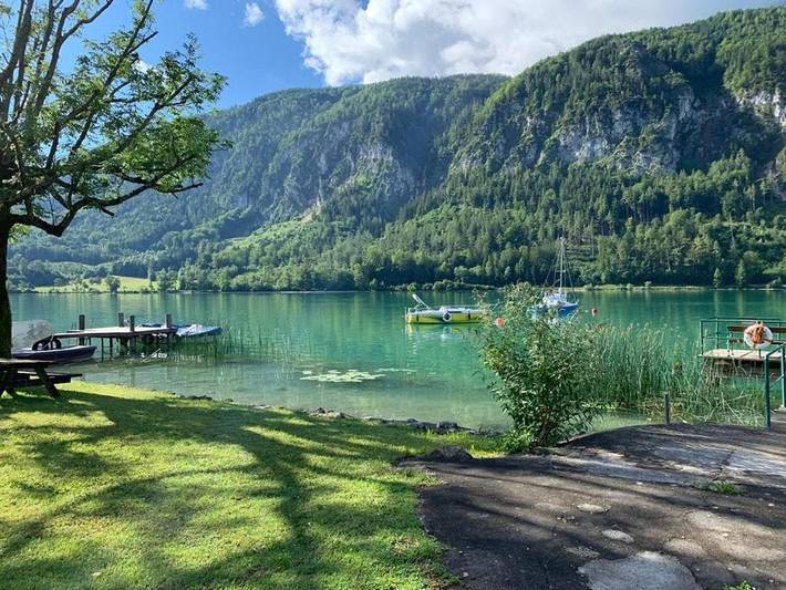 Vakantiewoning voor 5 personen, with terras and uitzicht op het meer as well as tuin and uitzicht aan de Mondsee