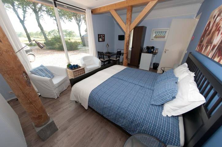 Ferienwohnung für 3 Personen, mit Terrasse und Garten sowie Ausblick