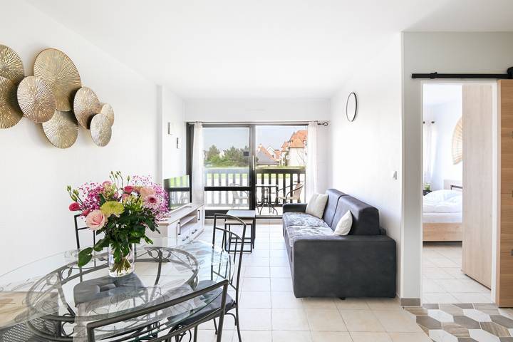 Gîte pour 4 personnes, avec Balcon dans Centre Equestre (Courseulles-sur-Mer)