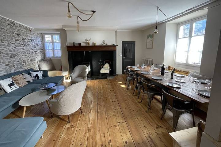 Maison de vacances pour 17 personnes, avec terrasse et jardin à Vignec