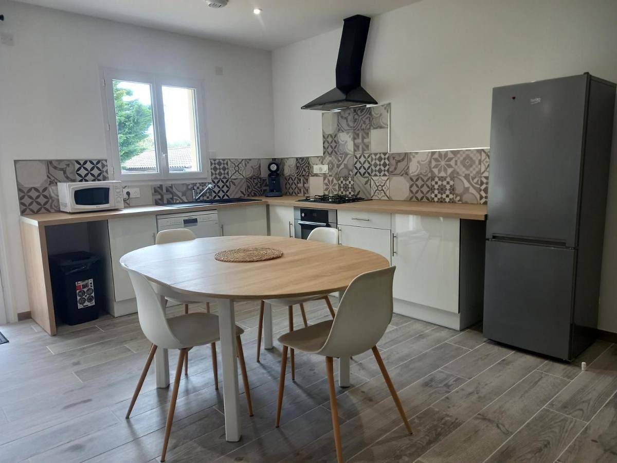 Maison 2 ch confortable in Saint-Montan, Privas (arrondissement)