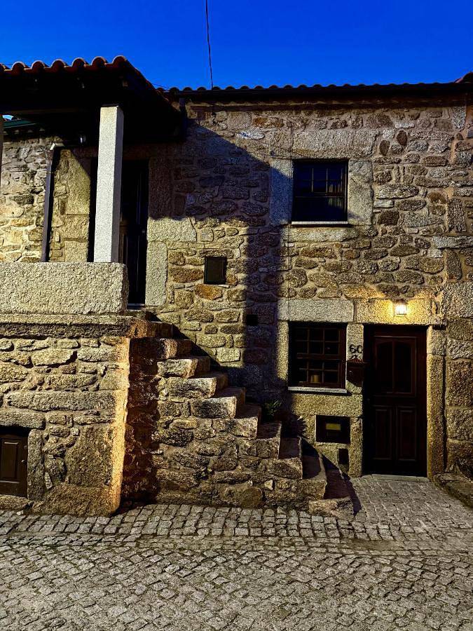 Location de vacances pour 4 personnes, avec balcon dans Alfaiates