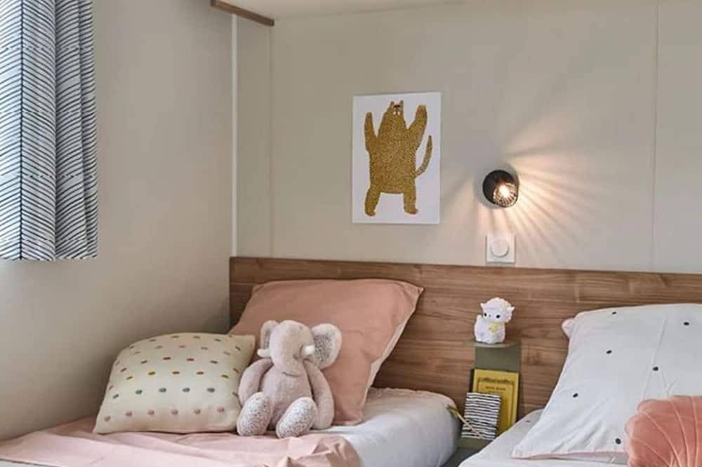Mobil-home spacieux 3 Chambres pour 6 Personnes - Terrasse in Concourson-sur-Layon, Vallée de la Loire