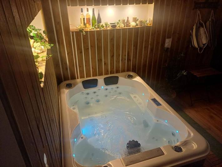 Gîte pour 2 personnes, avec terrasse et vue, animaux acceptés à Saint-Michel-d'Euzet - 4