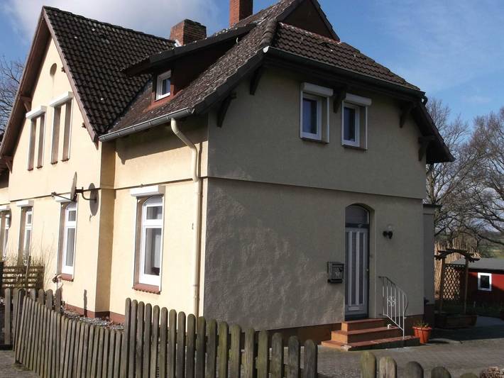 Ferienwohnung für 2 Personen, mit Terrasse und Garten - 1