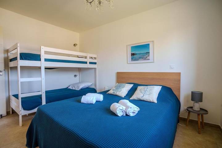 Location de vacances pour 8 personnes, avec jardin ainsi que piscine et bassin pour enfant, animaux acceptés dans Morta - 4