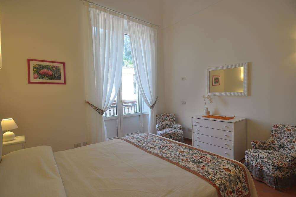 Entire apartment, Stylish Apartment - Minori in Minori, Amalfi Coast