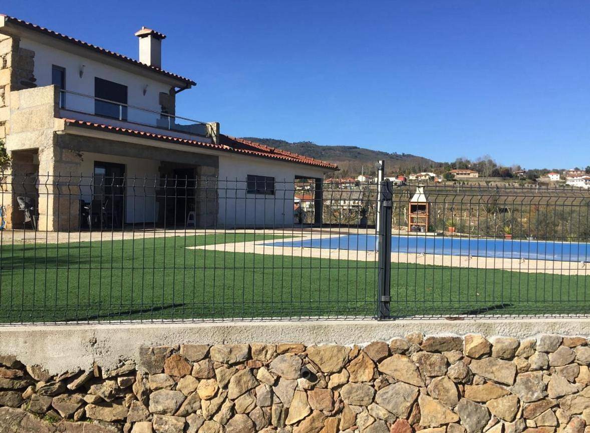 Quinta do Couto (alojamento local) in Veade, Gagos e Molares, Distrito de Braga