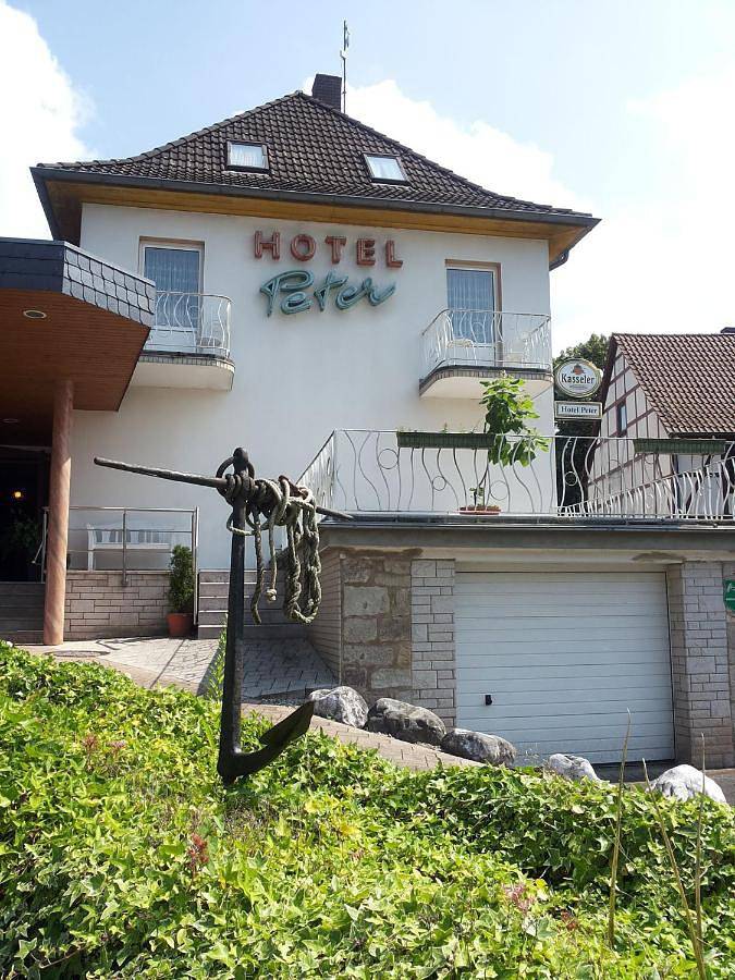 Hotel, mit Terrasse und Garten