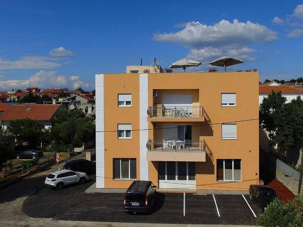 Entire apartment, One bedroom apartment with terrace Zadar A-24099-b in Zadar city, Zadar (Municipality)