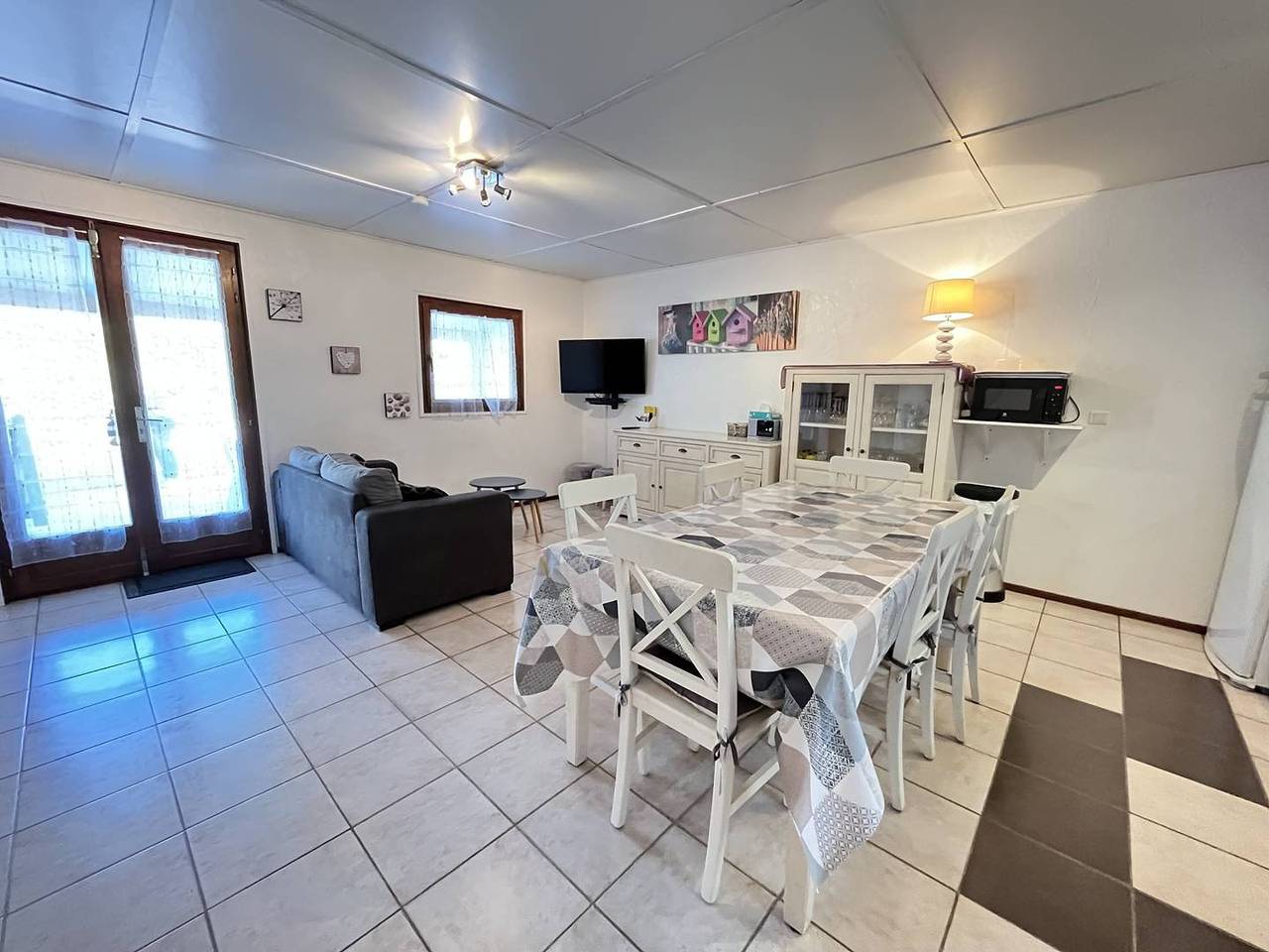 Ganze Ferienwohnung, Schönes und Klimatisiertes Ferienhaus in der Anlage "Les Portes du Soleil" 3 Schlafzimmer, Wlan wifi, für 7 Personen, Po in Portiragnes Plage, Portiragnes