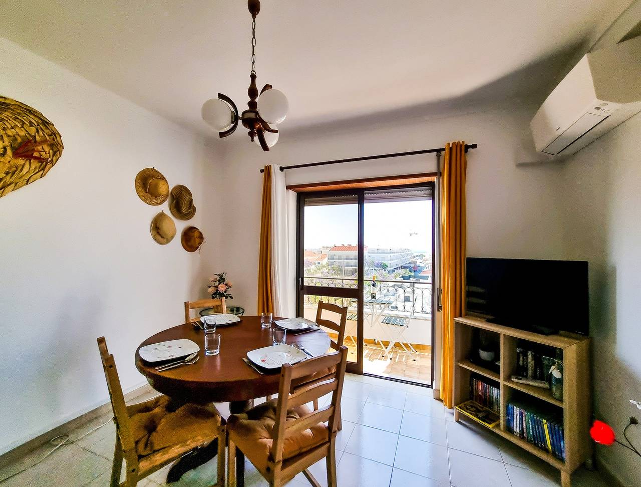 Ganze Wohnung, Ferienwohnung für 4 Personen mit Balkon in Altura, Faro Distrikt