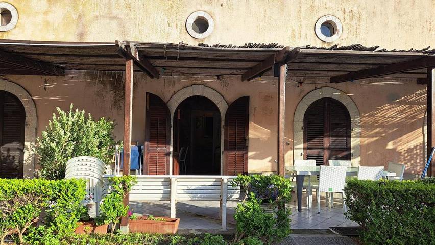Casa vacanza per 4 persone, con Balcone e Terrazza nonché Giardino e Panorama a Milazzo