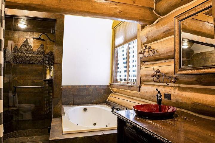 Lodge for 8 people, with hot tub in Utah