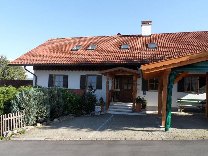 Ferienwohnung für 2 Personen, mit Balkon und Balkon/Terrasse sowie Terrasse und Garten in Oberreute