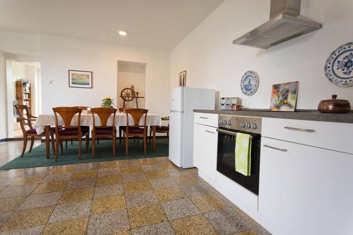 Apartamento de vacaciones para 4 personas, con vistas y jardín - 1