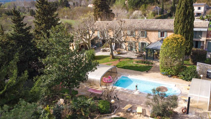 Gîte pour 2 personnes, avec jardin, animaux acceptés à Le Thor - 3