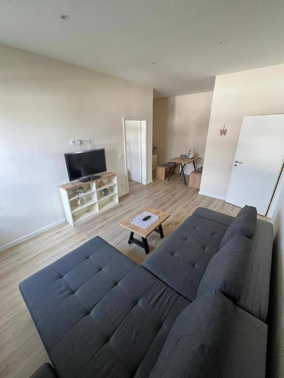 Ganze Wohnung, One-Bedroom Apartment in Horrweiler, Landkreis Mainz-Bingen