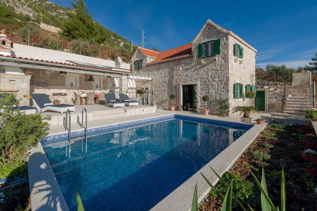 Ferienhaus in Murvica mit Meerblick, Terrasse, Klimaanlage, W-Lan (3756-1) in Murvica, Brac