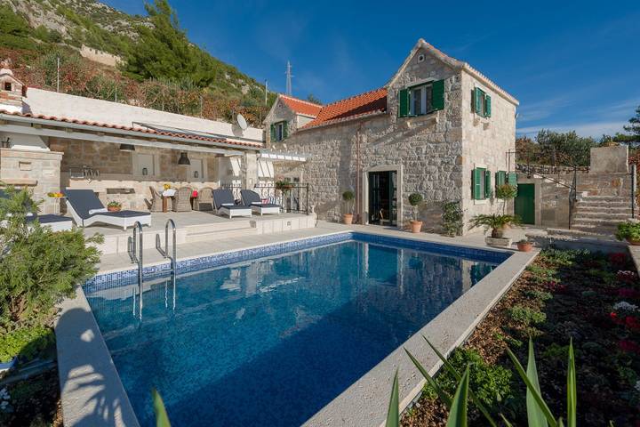 Ferienhaus in Murvica mit Meerblick, Terrasse, Klimaanlage, W-Lan (3756-1) in Murvica, Brac