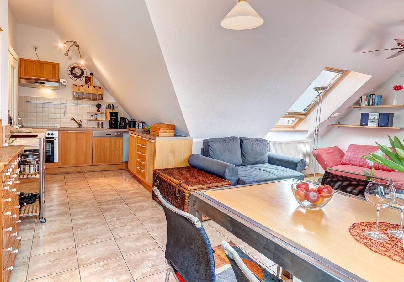 Ganze Wohnung, Villa Frisia, Whg. 31 in Bansin – Meerblick & nur 50 m zum Strand in Bansin, Heringsdorf