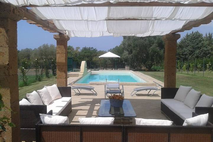 Villa per 7 persone, con idromassaggio e giardino, con animali domestici - 1