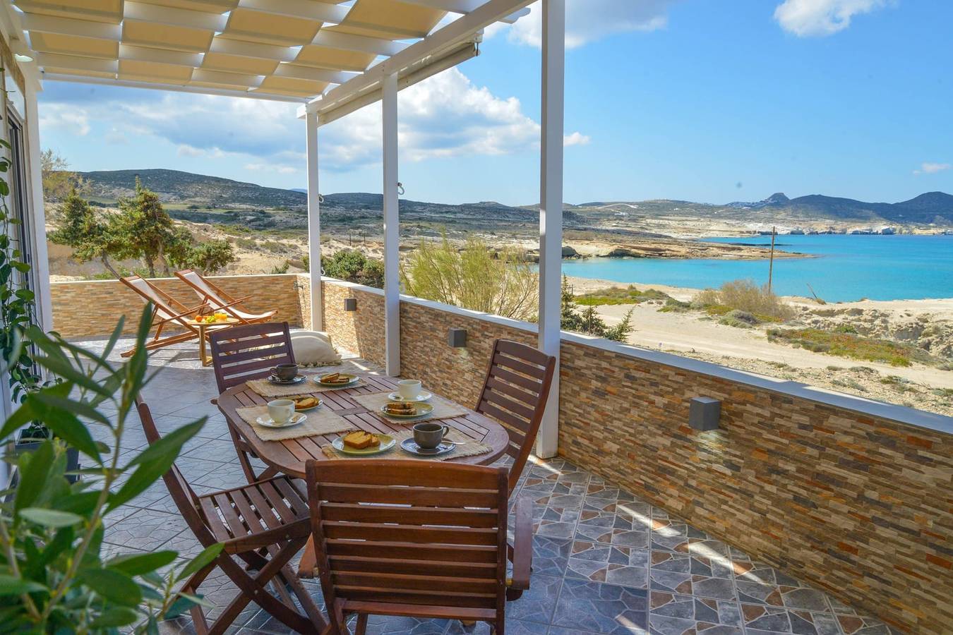 Alluring Milos Beachfront Villa | Villa Aegean Secrets | 1 Bedroom in Gournado-Fylakopi