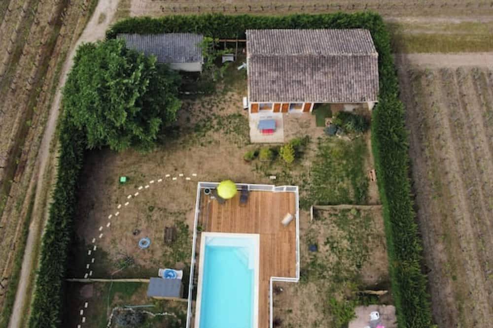 Entire house and pool in the heart of the vines in Saint-Émilion, Libourne region