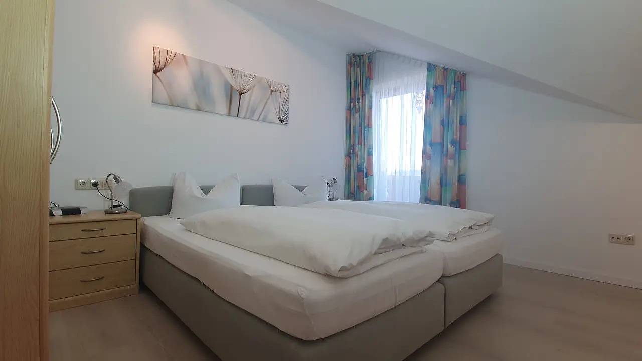 Ganze Ferienwohnung, Ferienwohnung für 2 Personen (54 m²) in Seeon-Seebruck in Seeon, Seebruck
